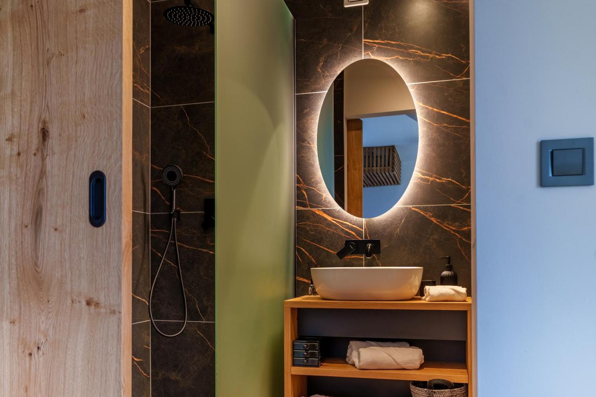 Hotel Frost มาริบอร์ ภายนอก รูปภาพ