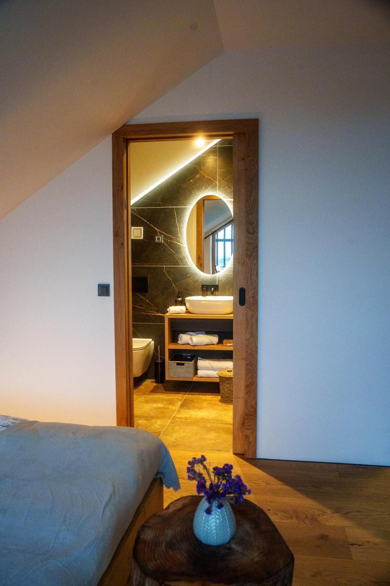 Hotel Frost มาริบอร์ ภายนอก รูปภาพ